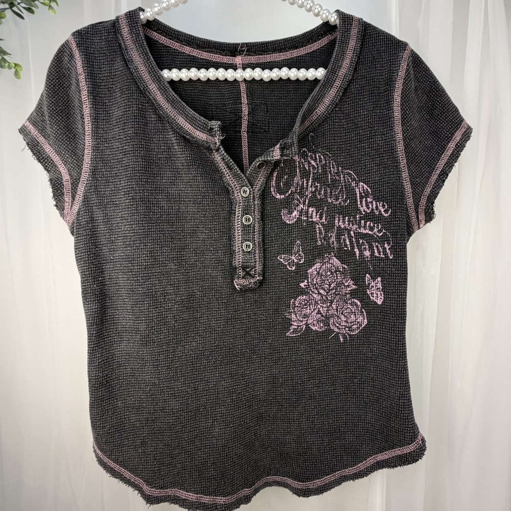Shein Y2K Shirt Women's Large Gray Thermal Short Sleeve Rose Print